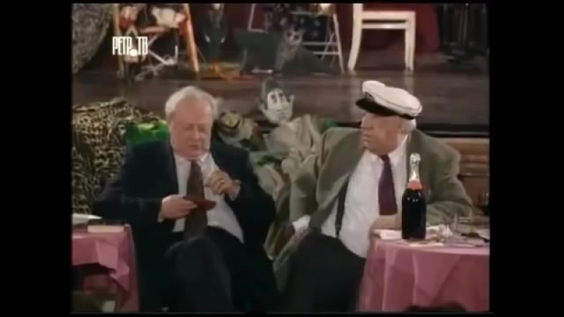 Как выпить шампанское из бутылки, не открывая её