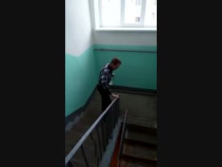 Жуткий алко трэмор алкаши тремор трясучка похмелье 😵