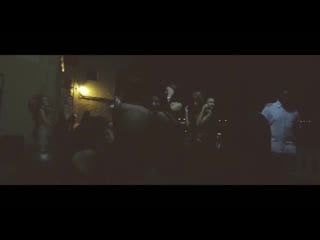 Toni g feat nayma bustamante indiana (official video)