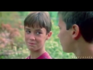 Stand by me / chris and gordie / river phoenix / wil wheaton // vine edit ˜ be mean