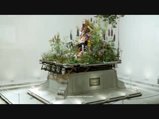 Define beauty virtual embalming starring isabelle huppert, kim peers and michèle lamy