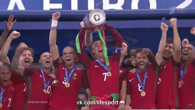 Церемония награждения сборной португалии на евро 2016