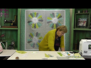 The dresden sunburst quilt easy quilting tutorial with jenny