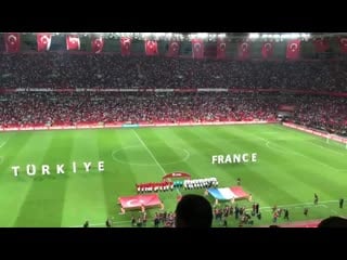 La marseillaise sifflée par le public turque turfra