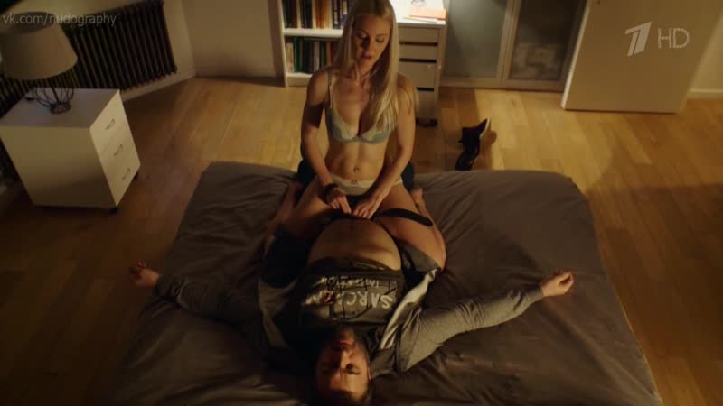 Яна крайнова в сериале "гадалка" (потапов и люся, 2019, илья казанков) серия 6 (1080i) голая? бельё!