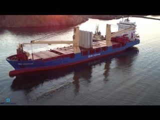 Bbc vesuvius unloading in lysekil, sweden