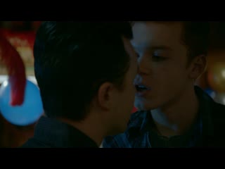 Shameless 4x11 scenes mickey and ian coming out alexfilm