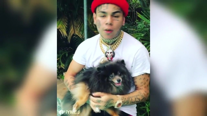 6ix9ine потратил 22 тысячи долларов на грилзы и кольца