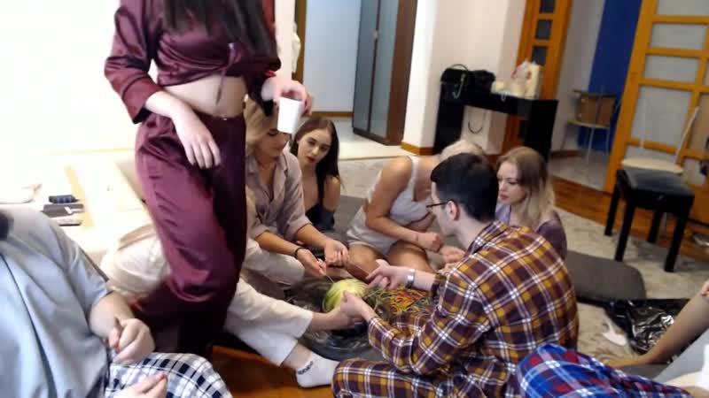 [big neko] пижамная вечеринка в москоу сити!