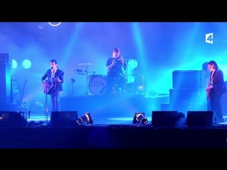 Artic monkeys live at rock en seine (2014)