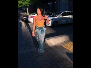 B simone