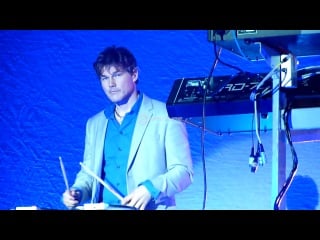 Morten harket on drums! a ha the bandstand мортен смотрит прямо в камеру!