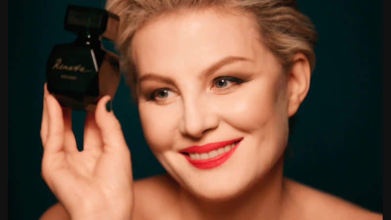 Renata – видео со съемок для каталога faberlic