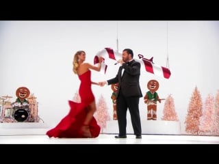 Heidi klum sings santa baby with sal valentinetti