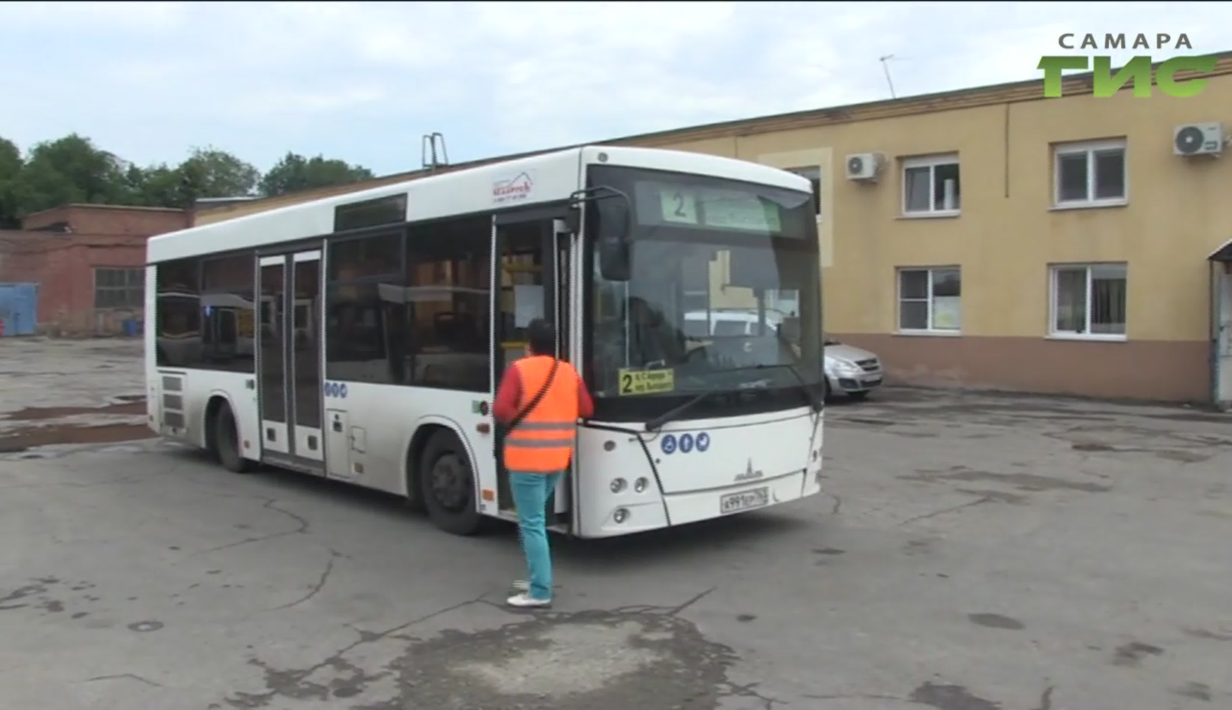 В общественном транспорте контролеры ловят не только недобросовестных  пассажиров безбилетников