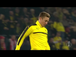 Феликс пасслак жонглирует жвачкой felix passlack juggles with gum