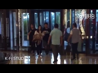 Krystal spotted at hotel (160629)