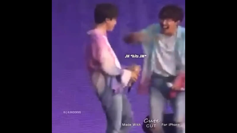 Чимин смущается, хоби орирует, чонгук доволен