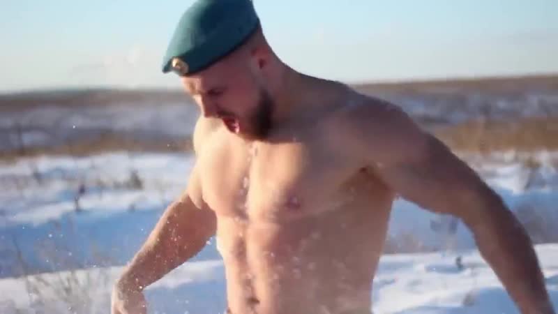 Тренироа десантника