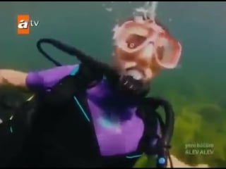 Female scuba diver blacks out