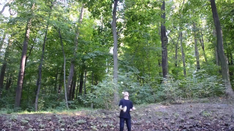 Завораживающие жонглирование