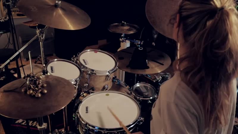 Anika nilles tropical i loop jam