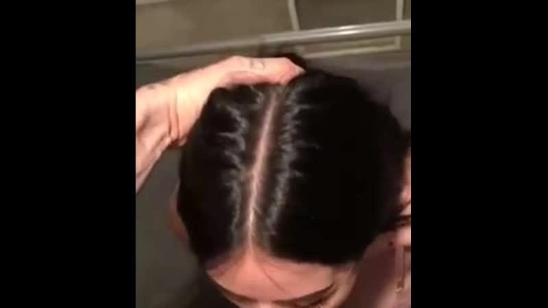 Телка сосет моргенштерну