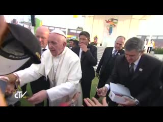 Papa francesco in messico si arrabbia tantissimo con un ragazzo mp4