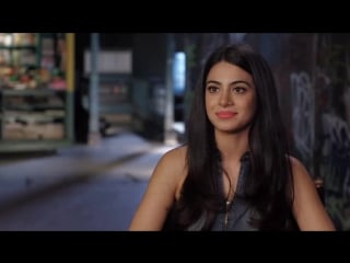 Shadowhunters emeraude toubia on set interview