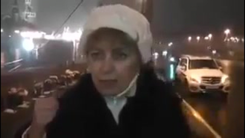 Патриотка под боярышником