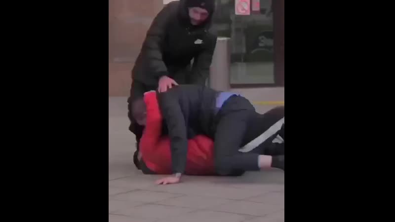 Блогер литвин устроил драку