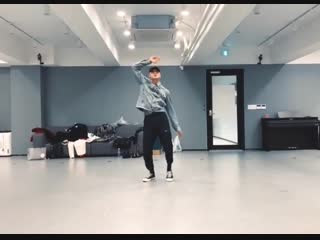 181226 kai instagram