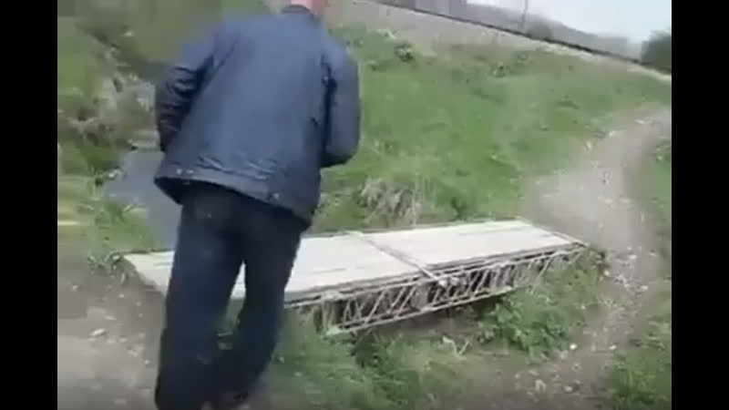 Идёшь,идешь такой,раз и приуныл