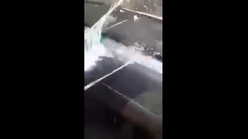 Муж поручил жене помыть машину жена прислала видеоотчёт )