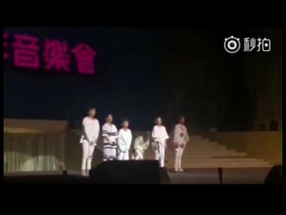 171002 boystor "how old r u" [fan cam @mnhomn]