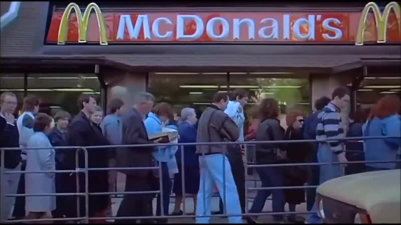Километровая очередь в первый макдональдс ссср, москва, 1990, светлой памяти