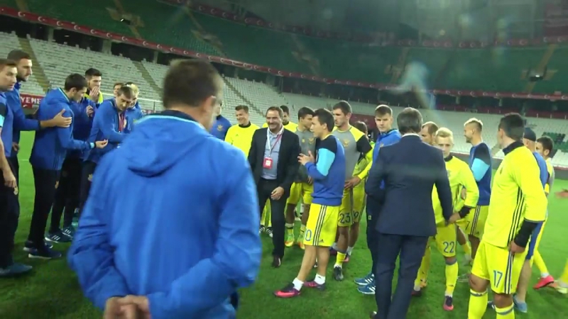 Збірна україни привітала андрія павелка з днем народження