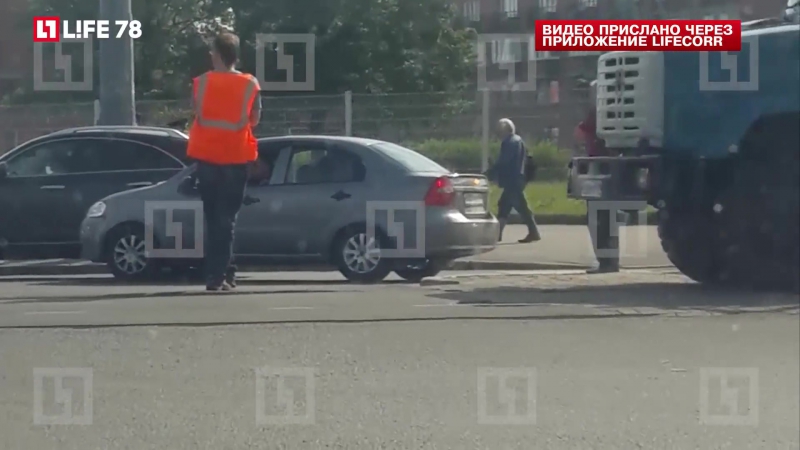 Легковушка сбила курсантку университета мчс, девушка в тяжёлом состоянии