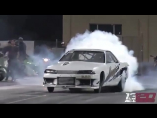 Nissan gtr 32 2jz vs toyota supra 2jz