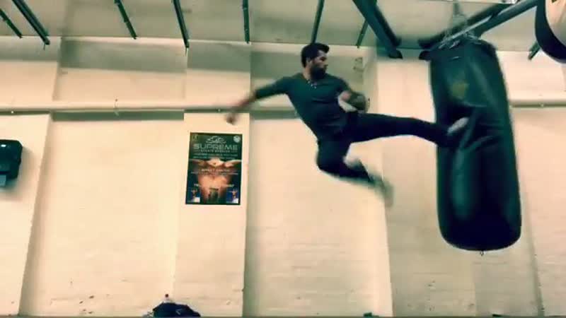 Тренирои скотта эдкинса отработка ударов ногами 2016