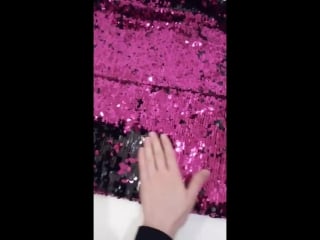 Flip sequin on mesh black/fuchsia pink