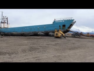 Helenka b large vessel haul out pt 2