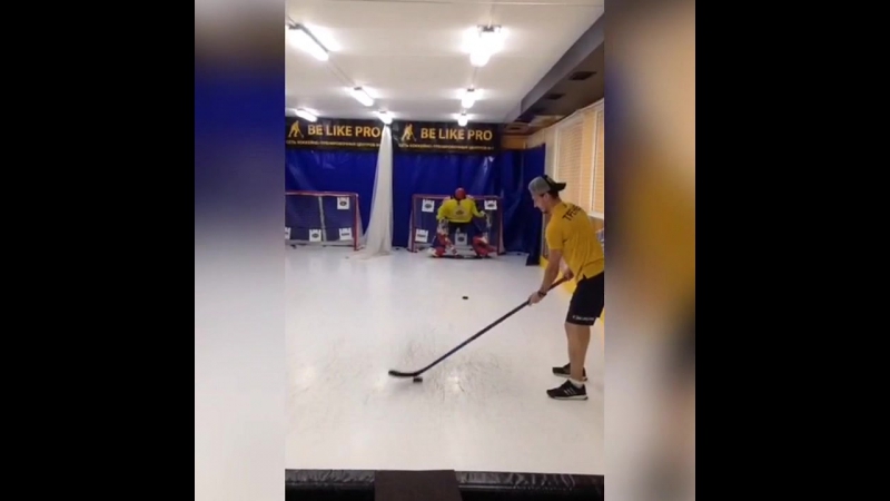 Утреняя разминка тренеров[1]