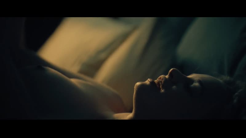 Луна ведлер я карл / luna wedler je suis karl ( 2021 )