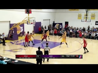 Gary payton ii goes off for 51 points with dad in attendance!