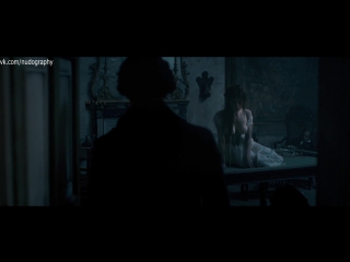 Грудь джеммы артертон (gemma arterton) в фильме "византия" (byzantium, 2012, нил джордан)