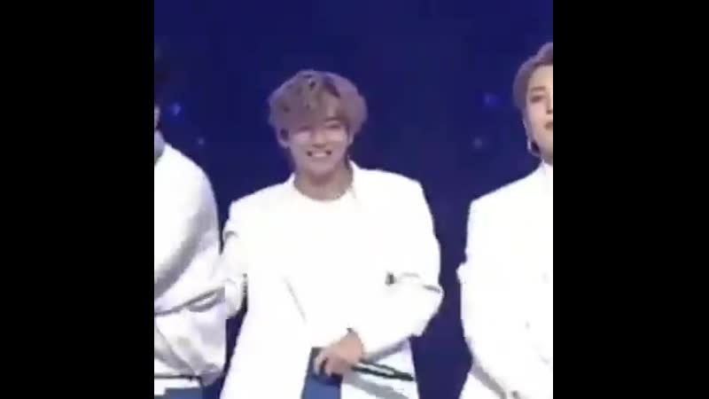 Милашки всегда прячутся сзади!