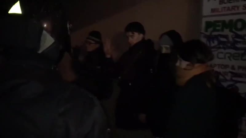 Немного протестного арт хауса