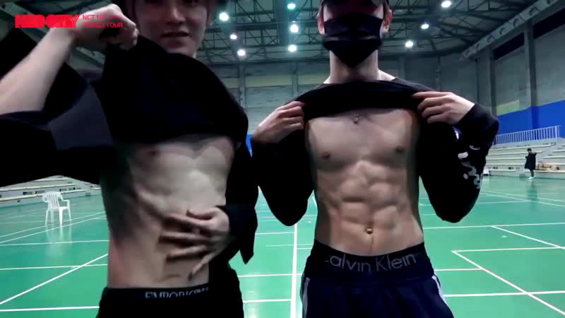 Taeyong & jaehyun showed their abs