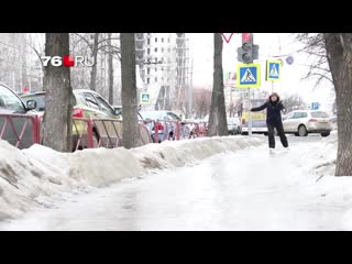 Журналистка в ярославле прокатилась на коньках по тротуару (vhs video)